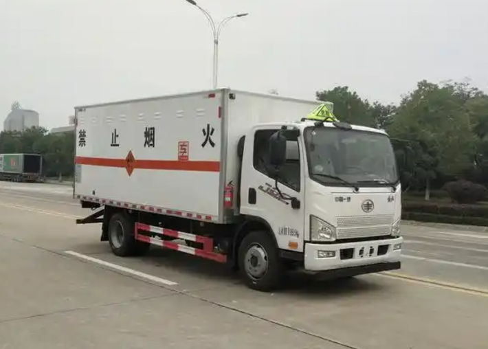 滦南爆破器材运输车可以上高速吗？
